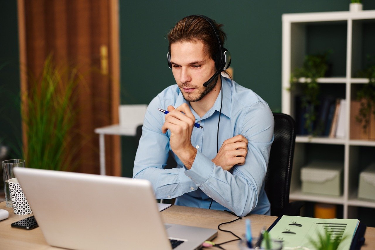 Guía práctica para brillar en las entrevistas virtuales